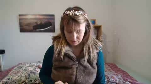 Snapshot of alice8363 chatting on 03/08/25, 08:44 Alice online show from 03/08/25, 08:44