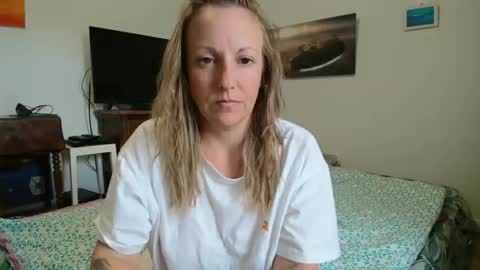 Snapshot of alice8363 chatting on 09/12/25, 12:16 Alice online show from 09/12/25, 12:16