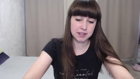 alice_59 online show from 12/18/25, 11:49