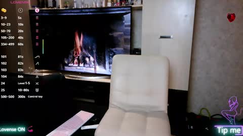 Snapshot of alice_69_sochi chatting on 06/07/26, 09:35 Alice 69 Sochi online show from 06/07/26, 09:35