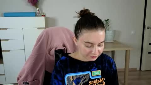 Alice online show from 09/21/25, 05:47