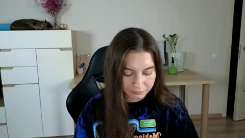 Alice online show from 10/02/25, 07:10