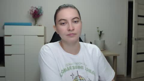 Alice online show from 11/06/25, 05:25