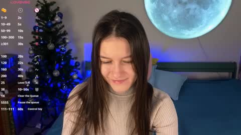 Snapshot of alice__grace_ chatting on 12/27/24, 09:43 your Alice online show from 12/27/24, 09:43