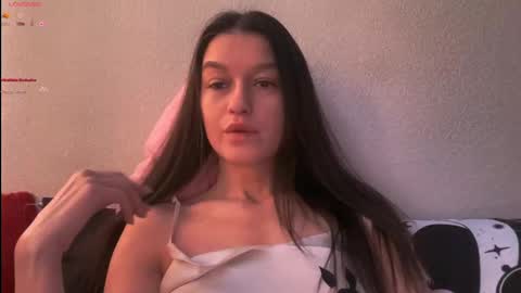 Snapshot of alice__grace_ chatting on 03/02/25, 02:00 your Alice online show from 03/02/25, 02:00