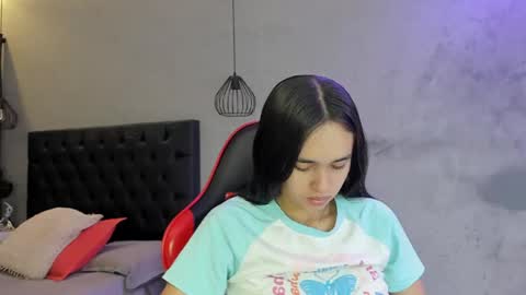 Snapshot of alice__susan chatting on 05/19/26, 11:38 Alice Susan online show from 05/19/26, 11:38