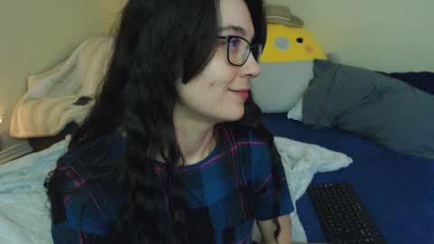 Snapshot of alice_asks chatting on 01/18/25, 06:34 Alice Asks online show from 01/18/25, 06:34