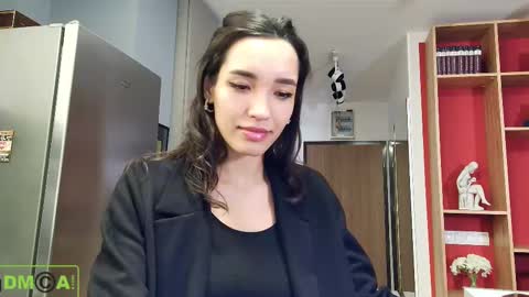 Snapshot of alice_bane chatting on 02/13/25, 07:21 A R Y A  T I A online show from 02/13/25, 07:21