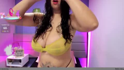 alice_brookss_ online show from 03/28/26, 04:23