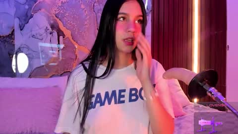 Snapshot of alice_cute77 chatting on 10/16/25, 01:34 Mey online show from 10/16/25, 01:34