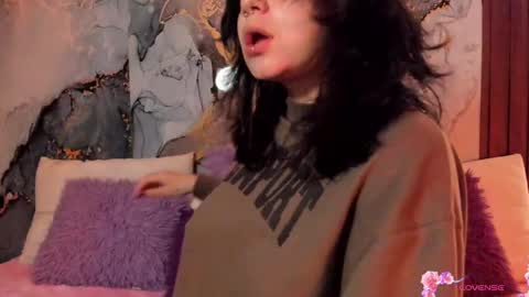 Mey online show from 11/15/25, 04:03