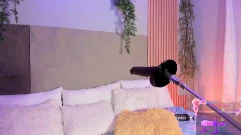 Mey online show from 03/22/26, 04:32