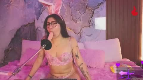 Mey online show from 06/03/26, 02:19