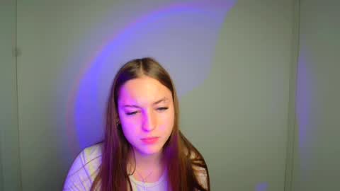 Alice online show from 06/25/26, 05:23