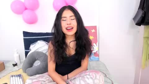 Snapshot of alice_evans12 chatting on 06/20/26, 05:27 Alice Sofia online show from 06/20/26, 05:27