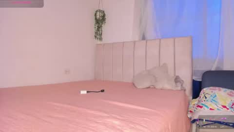 ALICE    Alice guzman online show from 11/12/25, 08:41