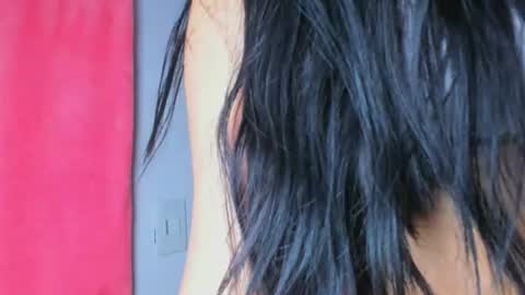 Snapshot of alice_jenner_ chatting on 07/14/26, 02:05 Alice online show from 07/14/26, 02:05