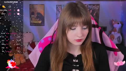 Snapshot of alice_langley chatting on 12/13/24, 11:13 Alice 3 online show from 12/13/24, 11:13