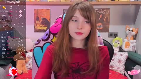 Snapshot of alice_langley chatting on 12/27/24, 12:23 Alice 3 online show from 12/27/24, 12:23