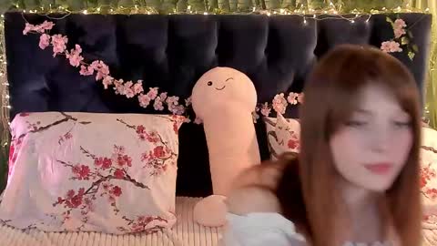 Snapshot of alice_langley chatting on 03/05/25, 12:22 Alice 3 online show from 03/05/25, 12:22