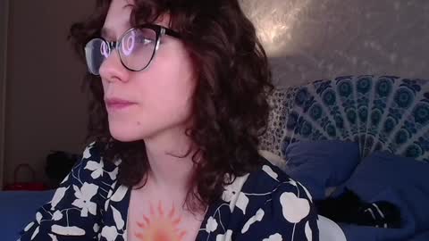 Snapshot of alice_love_fuck chatting on 01/11/25, 12:18 Alice love fuck online show from 01/11/25, 12:18
