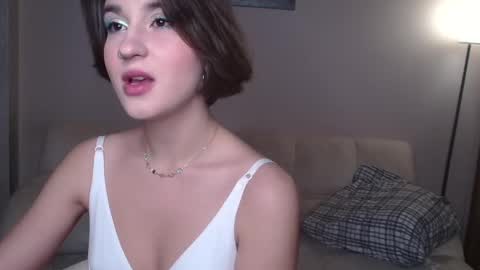 Snapshot of alice_love_fuck chatting on 09/23/25, 04:32 Alice love fuck online show from 09/23/25, 04:32