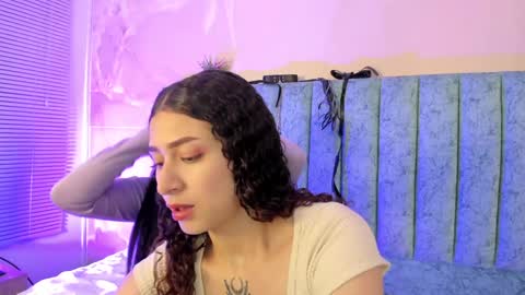 alice and amber online show from 12/27/24, 04:04