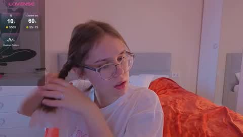 Alice online show from 10/14/25, 02:56