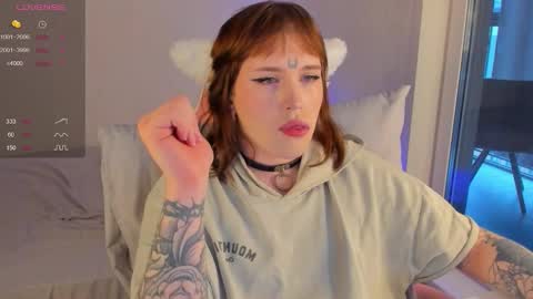 Snapshot of alice_moonshard chatting on 10/18/25, 12:28 Alice online show from 10/18/25, 12:28