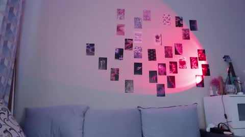 Snapshot of alice_perrez chatting on 02/16/25, 11:27 Alice and Mike online show from 02/16/25, 11:27