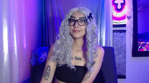      online show from 09/14/25, 12:43