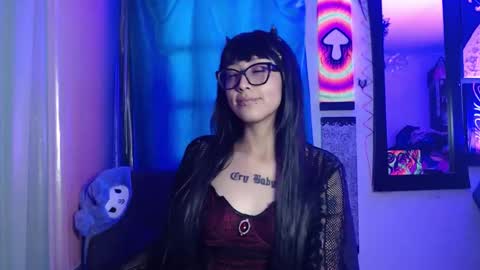      online show from 09/28/25, 09:42