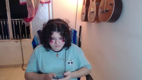 Alicia Aldara online show from 10/16/25, 04:24