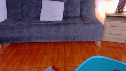 Snapshot of alice_rous21 chatting on 10/20/25, 02:06 alice_rous21 online show from 10/20/25, 02:06