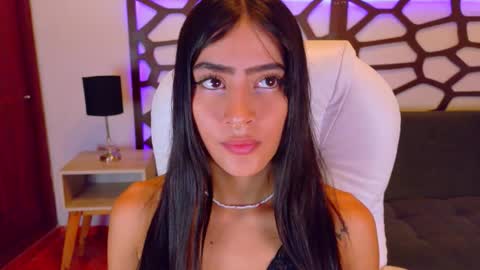 Snapshot of alice_rous21 chatting on 11/04/25, 01:21 alice_rous21 online show from 11/04/25, 01:21