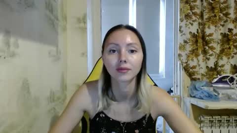 Alice smiles online show from 10/11/25, 11:31