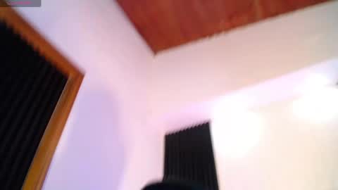 Snapshot of alice_sweetmomma chatting on 05/16/26, 08:07 Alice online show from 05/16/26, 08:07