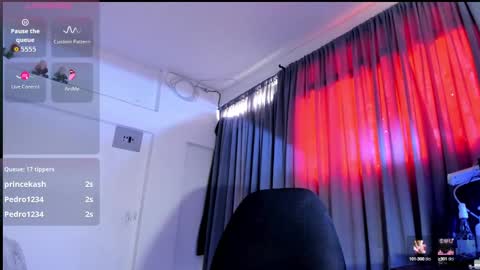 Snapshot of alice_thompsonx chatting on 09/11/25, 01:44 Alice thompsonx online show from 09/11/25, 01:44