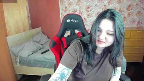 alice_weidel online show from 04/26/26, 05:54
