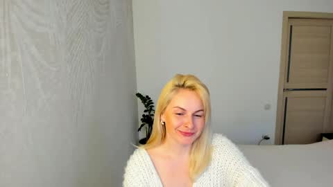 Alicee online show from 04/01/26, 12:39