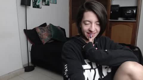 alicee_logan_ online show from 01/10/26, 02:13