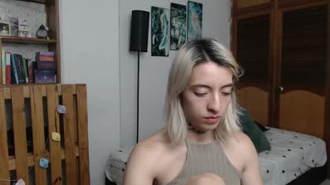 alicee_logan_ online show from 05/23/26, 03:12