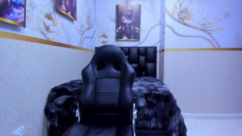 alicee online show from 04/12/26, 07:08