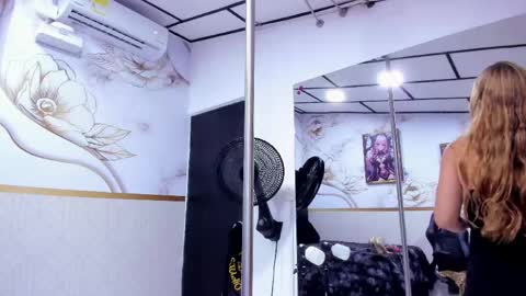 alicee online show from 05/09/26, 07:19