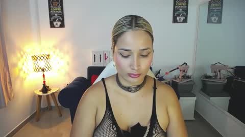 Snapshot of alicee_wild_ chatting on 04/09/26, 11:21 Alicia 1000 PM - 600 AM COLOMBIAN TIME online show from 04/09/26, 11:21