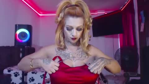 aliceesmiths online show from 01/24/25, 06:46