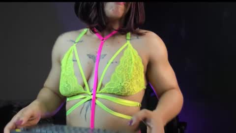 alicefit_212 online show from 11/11/25, 01:44