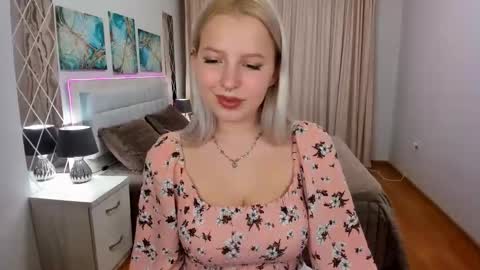 Snapshot of alicefreman chatting on 01/23/25, 01:02 Alice online show from 01/23/25, 01:02