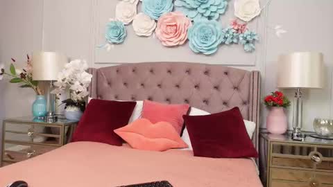 AliceHadley online show from 12/04/25, 03:49