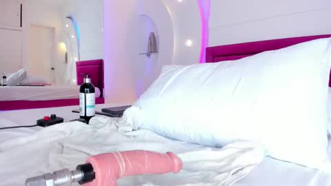 Snapshot of alicehanz_ chatting on 02/09/25, 07:38 Alice online show from 02/09/25, 07:38